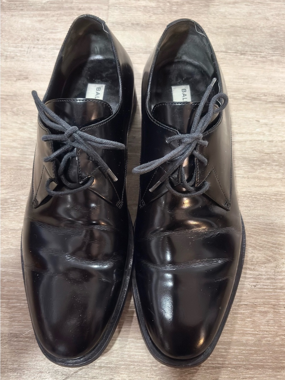 ★ Dior — Elegant Black Glossed Leather Oxfords ★